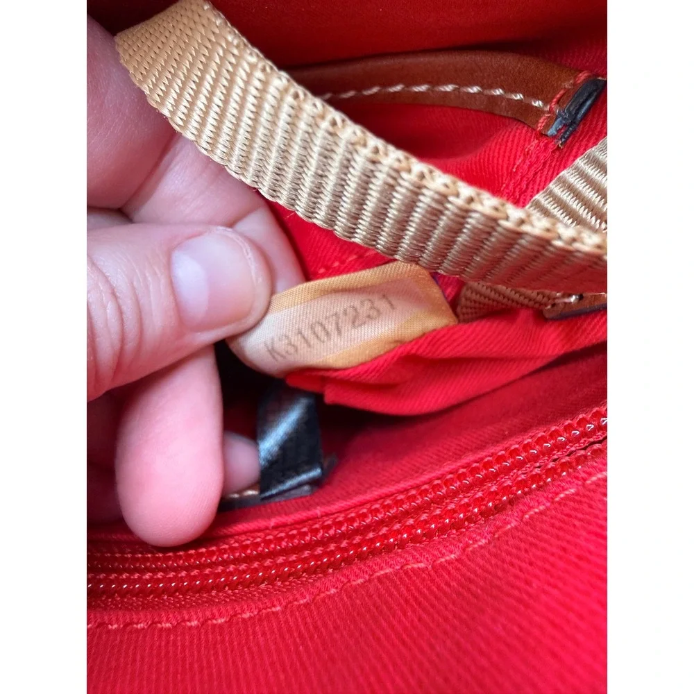 Dooney‎ & Bourke Pebble Grain Crossbody Bone Leather Domed Bag Adjustable Strap